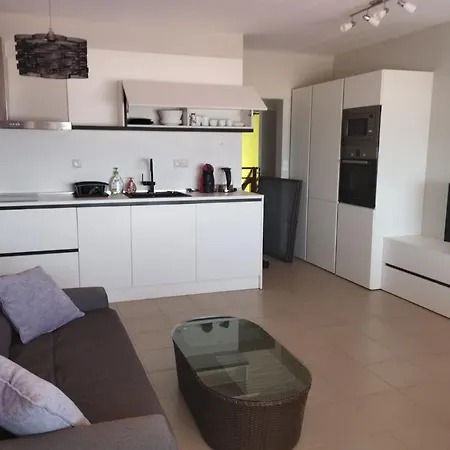 Apartment морска алея *